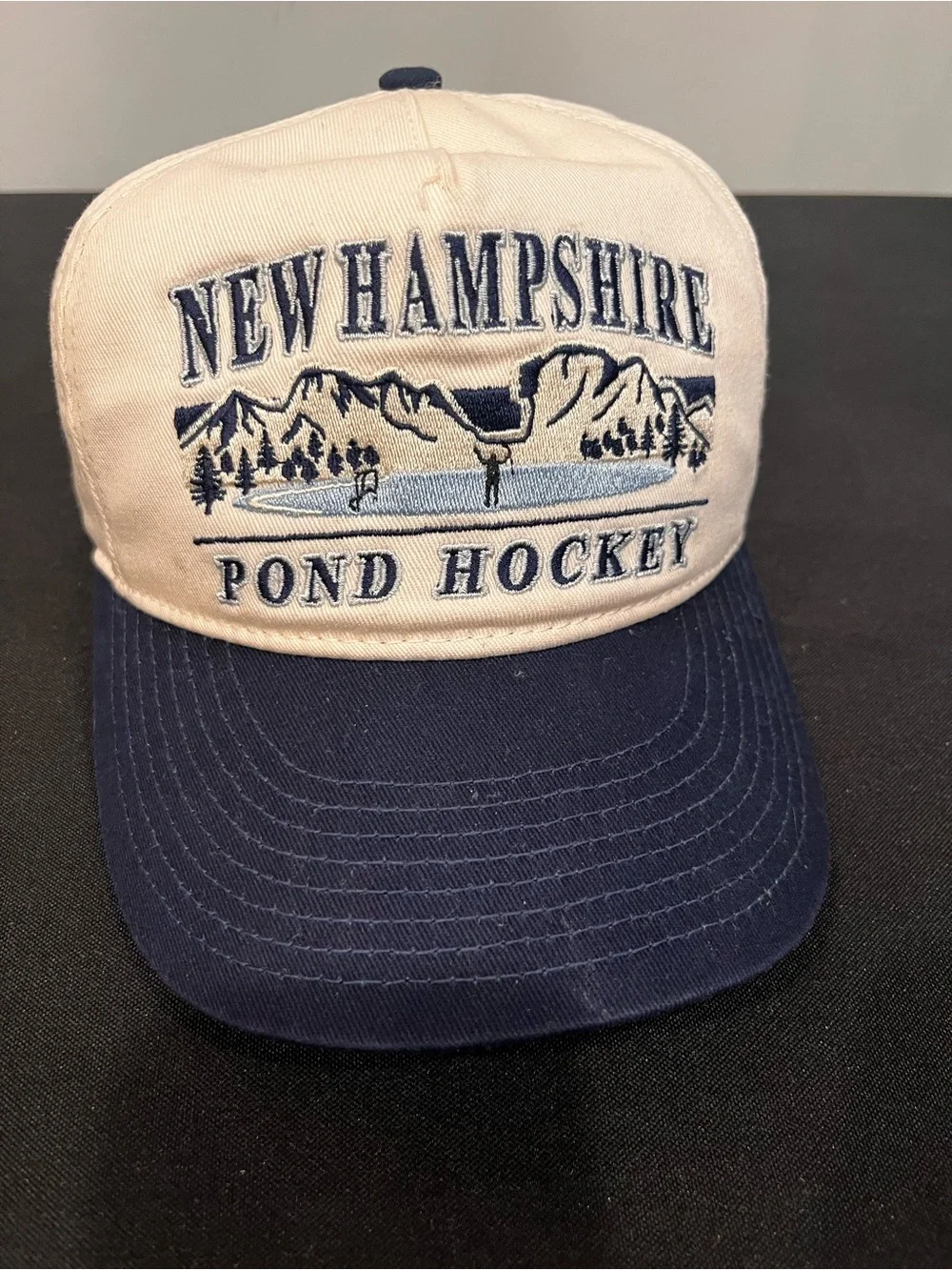 New Hampshire Pond Hockey Baseball Cap - Cream & Navy